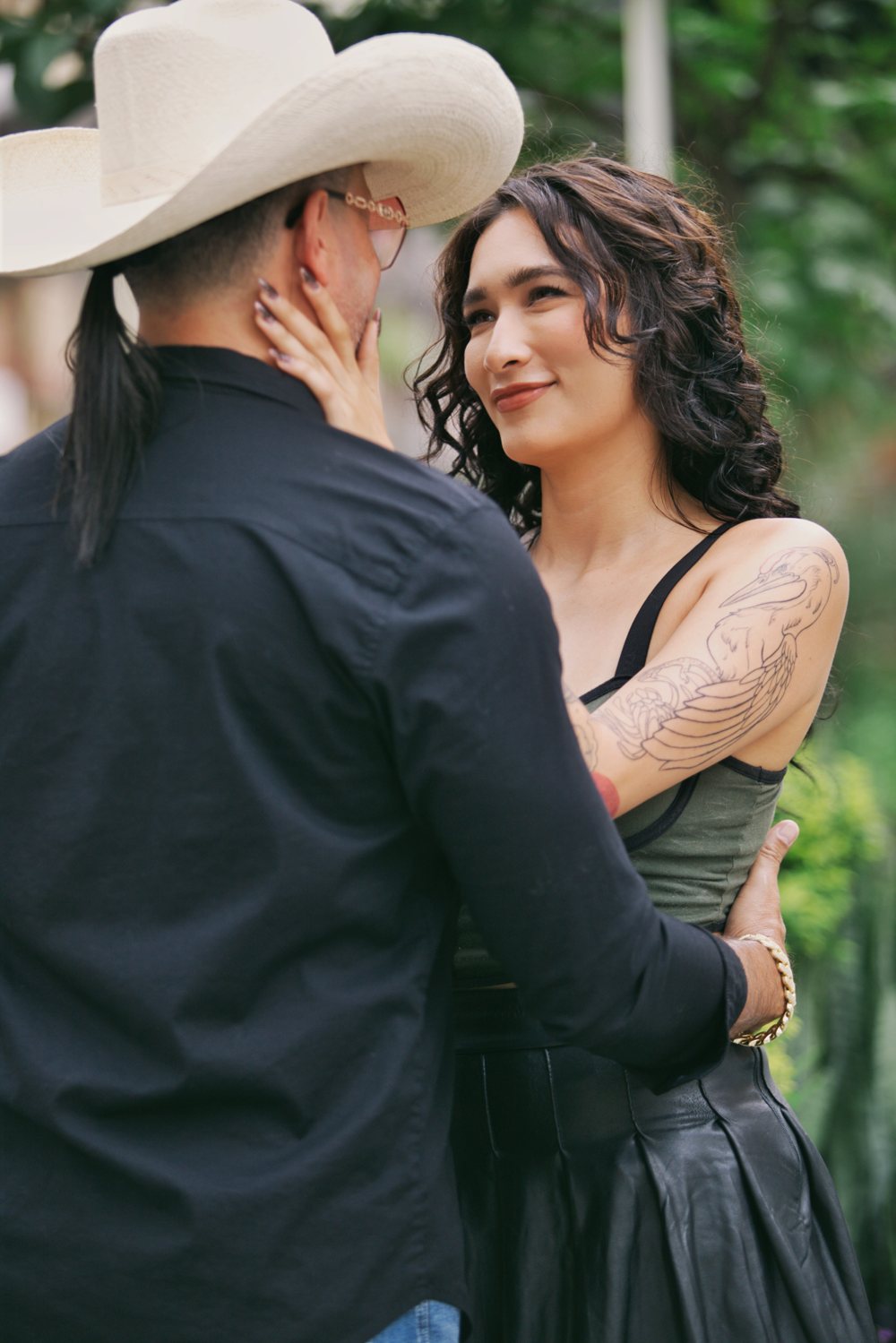 Pedro Habano y Valentina Velasquez — sesión fotográfica Te Estás Enamorando